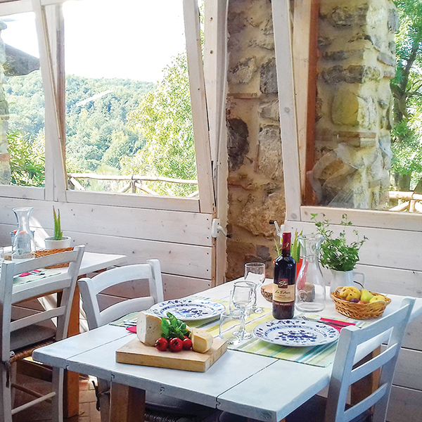 Smartbox - Fuga in campagna: 1 notte in agriturismo con degustazioneImmagine