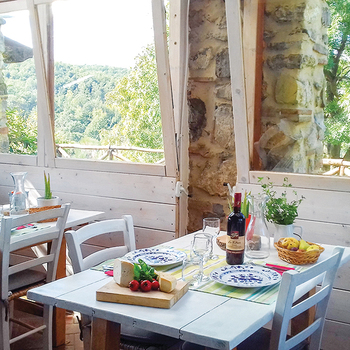 Smartbox - Fuga in campagna: 1 notte in agriturismo con degustazione